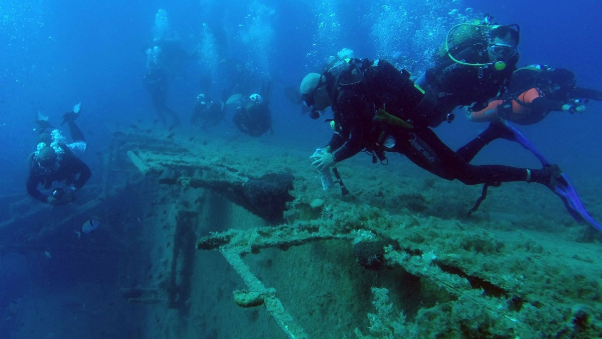 Shipwreck Divers