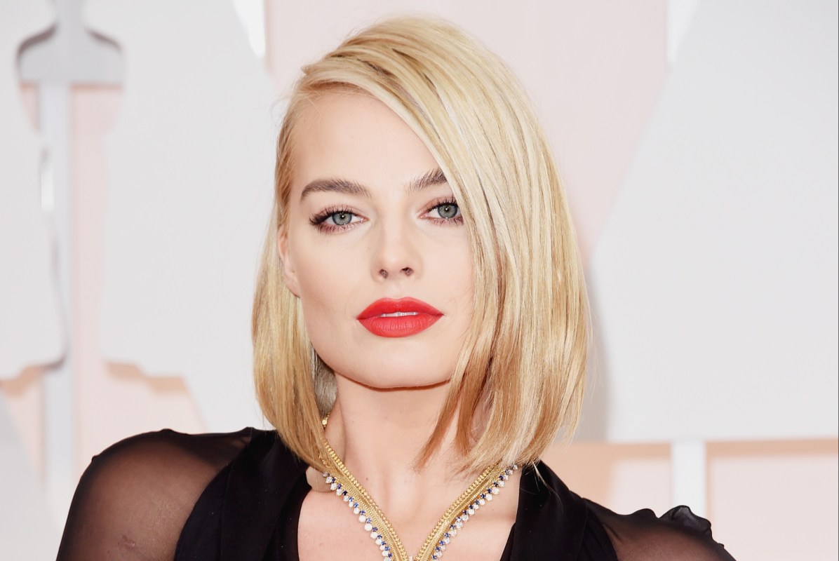 Actress Margot Robbie attends the 87th Annual Academy Awards at Hollywood & Highland Center on February 22, 2015 in Hollywood, California.  (Photo by Jason Merritt/Getty Images)