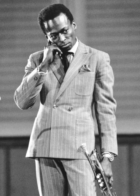 WEST GERMANY - CIRCA 1959:  Jazz trumpeter and composer Miles Davis plays trumpet as he performs onstage in circa 1959 in West Germany. (Photo by Michael Ochs Archives/Getty Images)