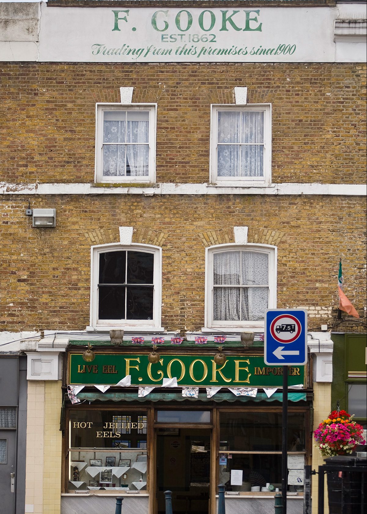 London East End Restaurant