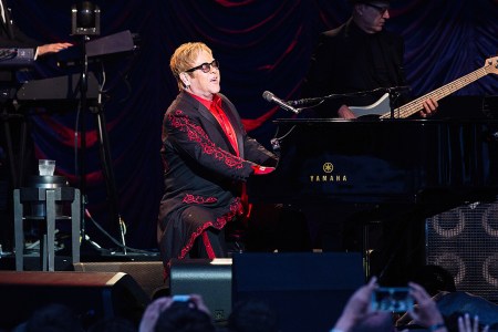 Elton John performs during The Henley Festival on July 6, 2016 in Henley-on-Thames, England.  (Photo by Emulsion London Limited/Getty Images)