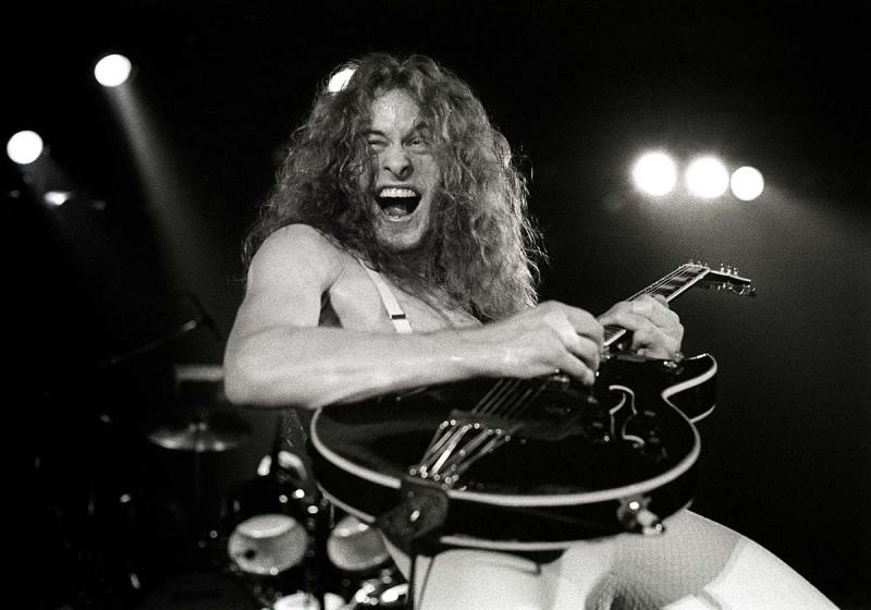 Ted Nugent performs on stage at Jaap Eden Hal, Amsterdam, Netherlands, 13th May 1979. (Rob Verhorst/Redferns)