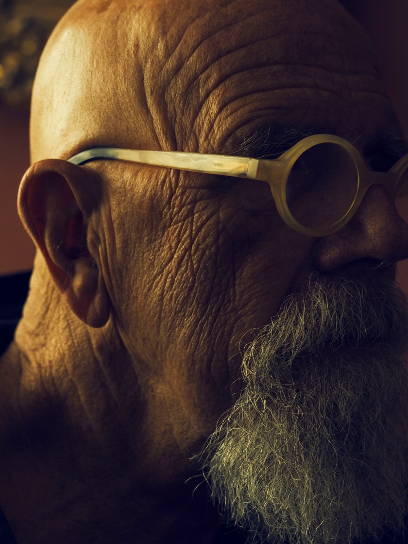 Artist Chuck Close in his Manhattan home in New York in 2015. (Christopher Anderson/Magnum Photos)