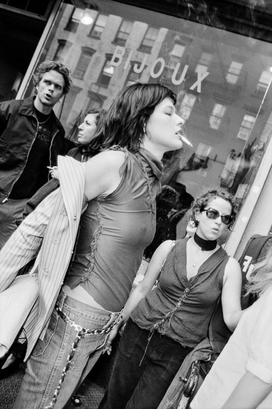 Milla Jovovich outside of the Imitation of Christ fashion show, NYC, 2000 (Miles Ladin)