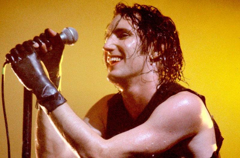 OAKLAND, CA - OCTOBER 14: Trent Reznor of Nine Inch Nails performs at the Henry J. Kaiser Convention Center on October 14, 1994 in Oakland, California. (Photo by Tim Mosenfelder/Getty Images)