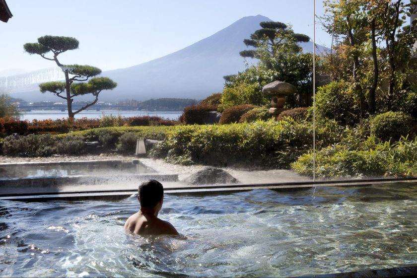 Relax in a Japanese Garden with Kawaguchi Lake and Mount Fuji in background (Getty Images)
