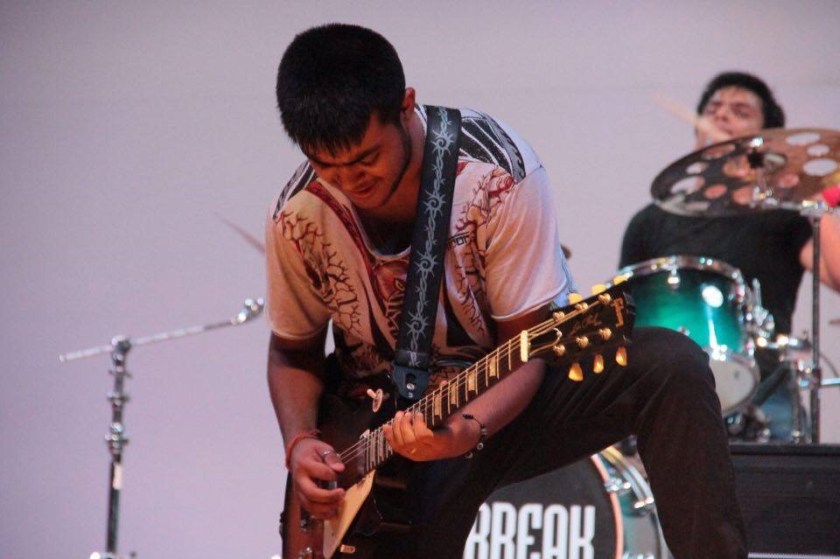 A Teenager Named Nirvana Is the Fastest Guitar Player in the World