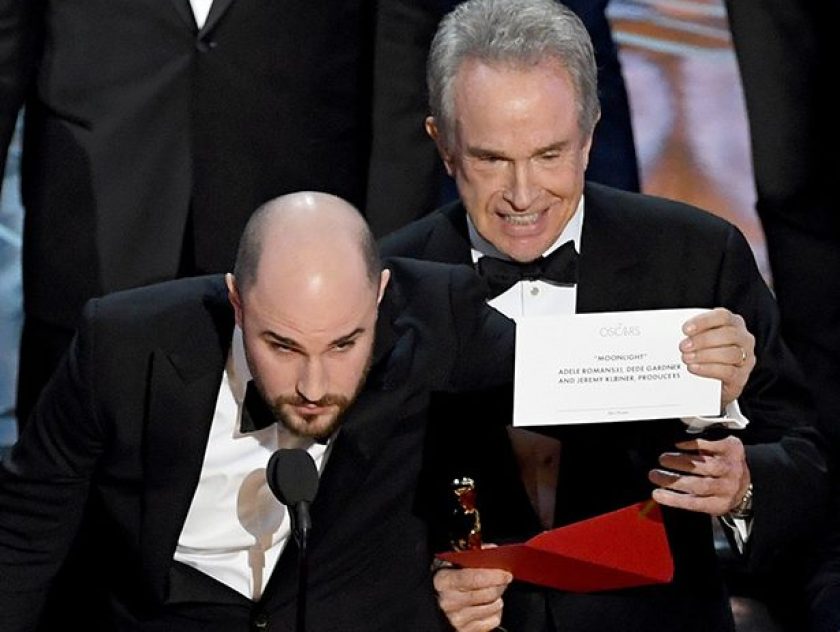'Moonlight' wins best picture after historic Oscar mixup that briefly gives award to 'La La Land' 