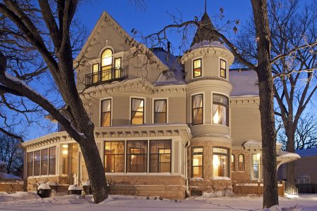 (Landmark Photography)