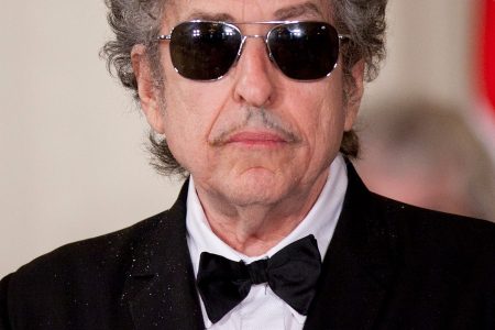 Bob Dylan Finally Accepting His Nobel Prize This Weekend