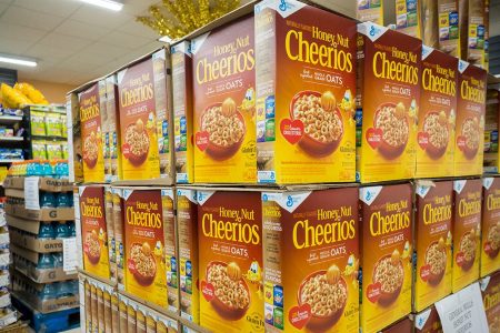 Honey Nut Cheerios 'Kills Off' Its Bee Mascot