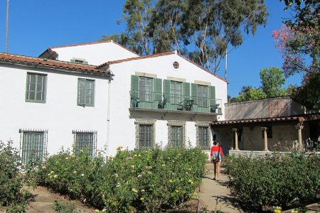 How a Labor Dispute Broke Out at Scripps College in California