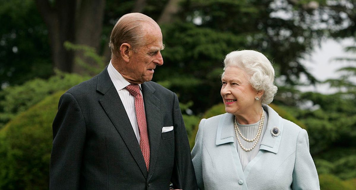 The Queen Elizabeth II and Prince Philip, The Duke of Edinburgh re-visit Broadlands, to mark their Diamond Wedding Anniversary. The royals spent their wedding night at Broadlands in Hampshire in November 1947, the former home of Prince Philip's uncle, Earl Mountbatten. (Photo by Tim Graham/Getty Images)