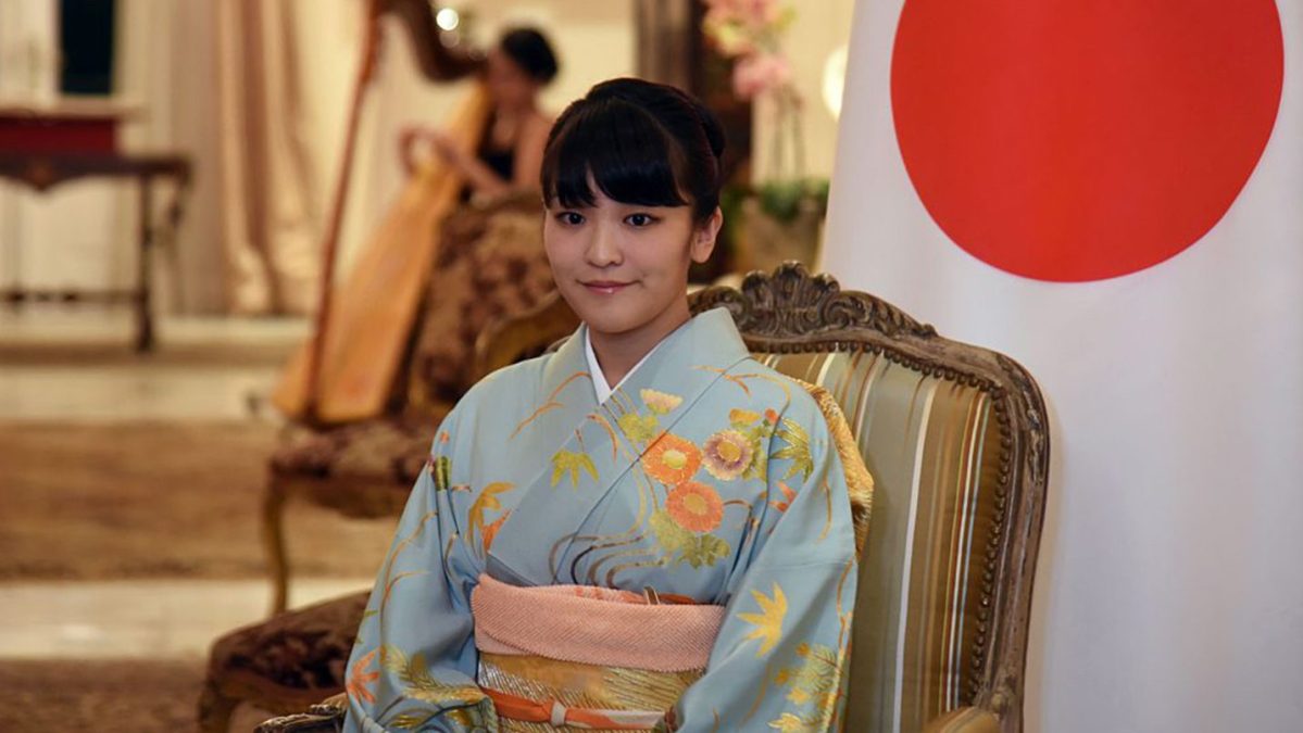 Prncess Mako visits Paraguay to attend celebrations for the 80th anniversary of the start of the Japanese immigration (Norberto/Duarte/AFP/Getty Images)
