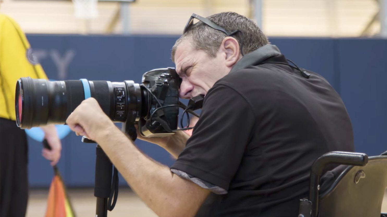 Photographer Loren Worthington taking photos of para-athletes.