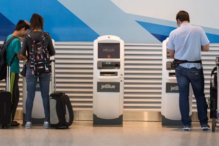 JetBlue Allowing Passengers to Board Planes Using 'Selfie'