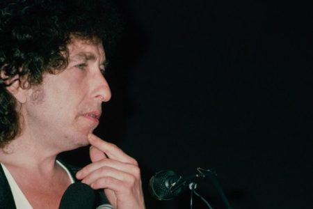 Bob Dylan Releases His Nobel Prize Lecture at the Last Minute