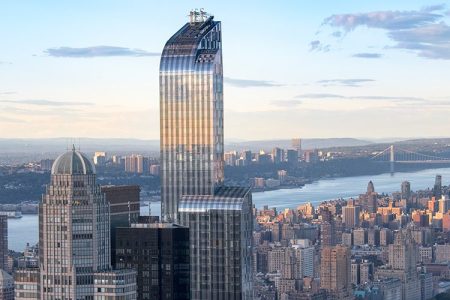 Mini-Foreclosure Crisis Hits Manhattan's Ritziest Building