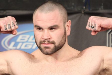 Does Death of UFC Fighter Turned Boxer Have Implications for Mayweather-McGregor?