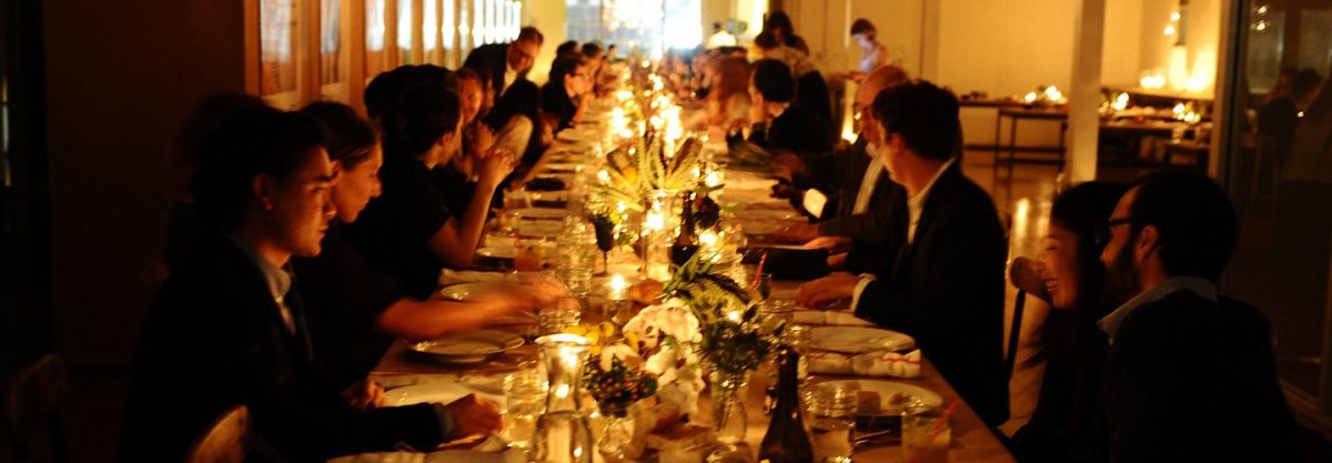 Here's How to Create the World's Best Dinner Party Playlist