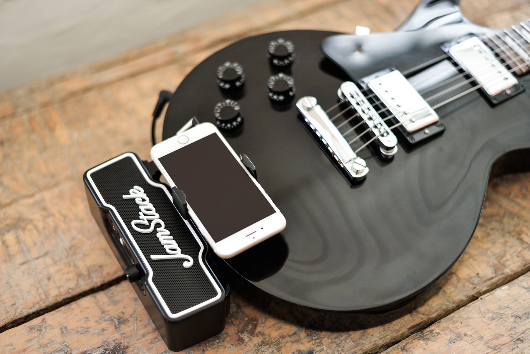 Guitar Heroes Can Rock Out with the First-Ever Attachable Amp 