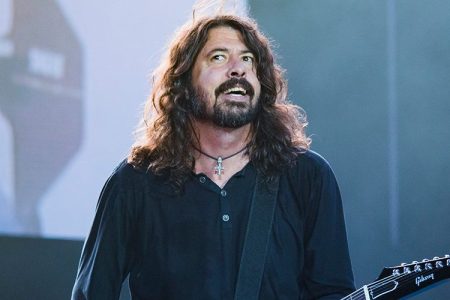 Foo Fighters, Rick Astley Rickroll Entire Festival Crowd in Japan