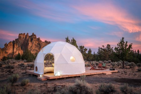 Airbnb National Geographic Solar Eclipse Contest