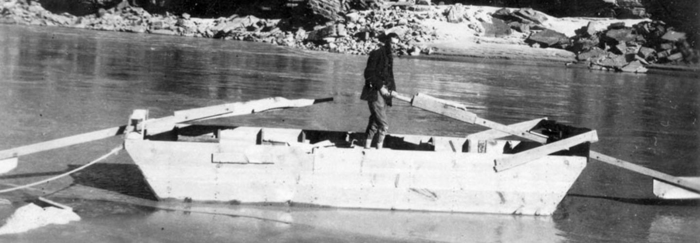 Glen Hyde in Grand Canyon 1928 (Grand Canyon National Park photo/Public domain)
