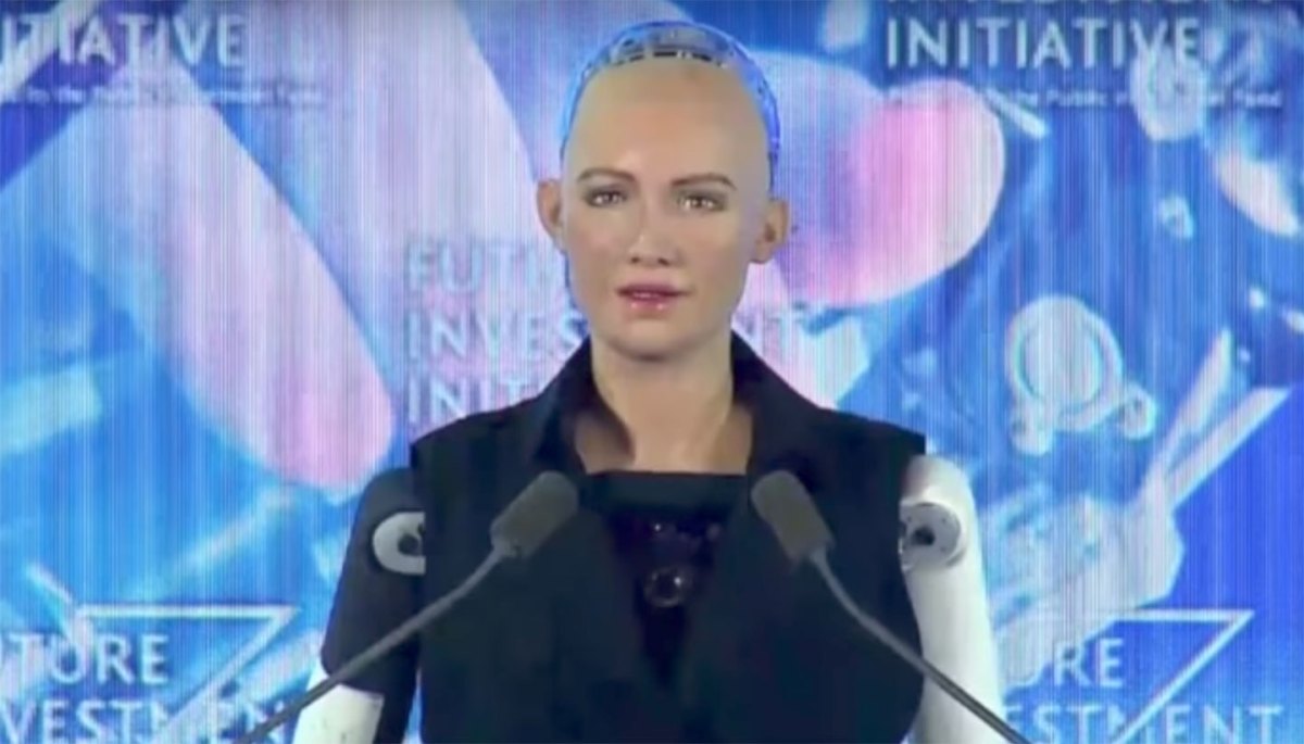 earth-s-first-robot-citizen-takes-a-swing-at-elon-musk-insidehook
