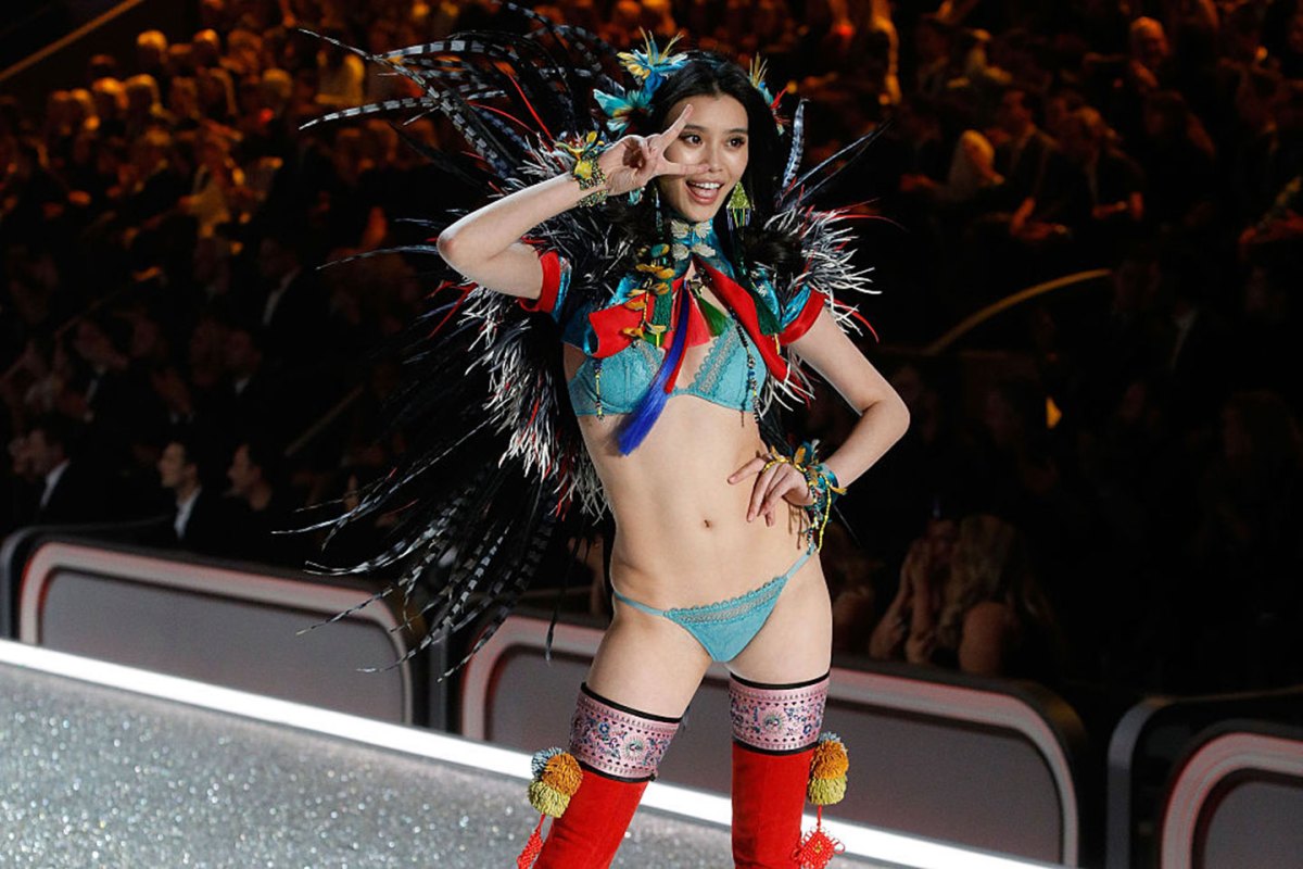 Ming Xi walks the runway during the 2016 Victoria's Secret Fashion Show at Le Grand Palais on November 30, 2016 in Paris, France. (Photo by Taylor Hill/WireImage)
