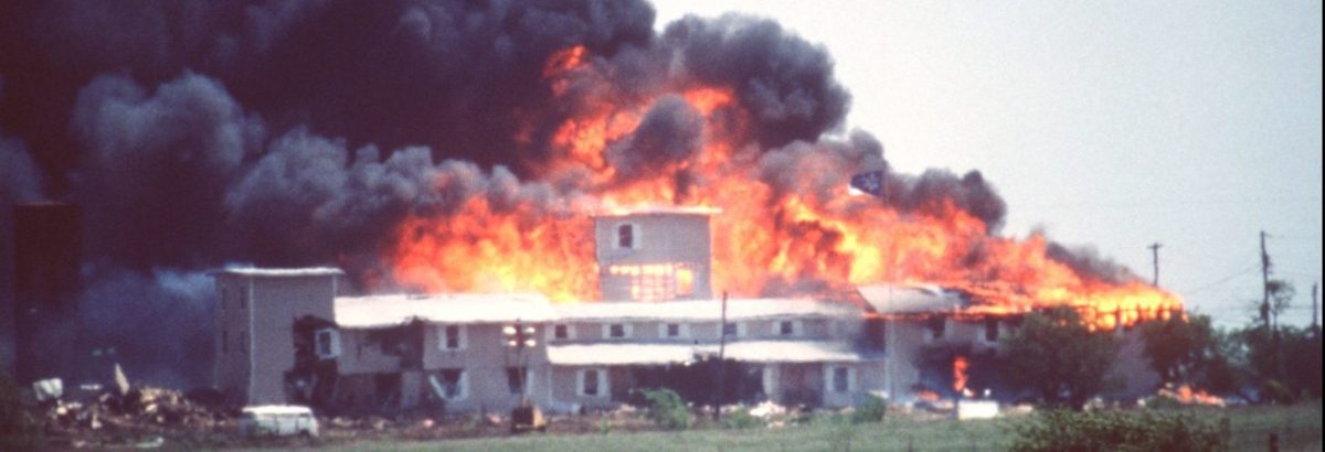 Smoking fire consumes the Branch Davidian Compound during the FBI assault. (Photo by Greg Smith/Corbis via Getty Images.)