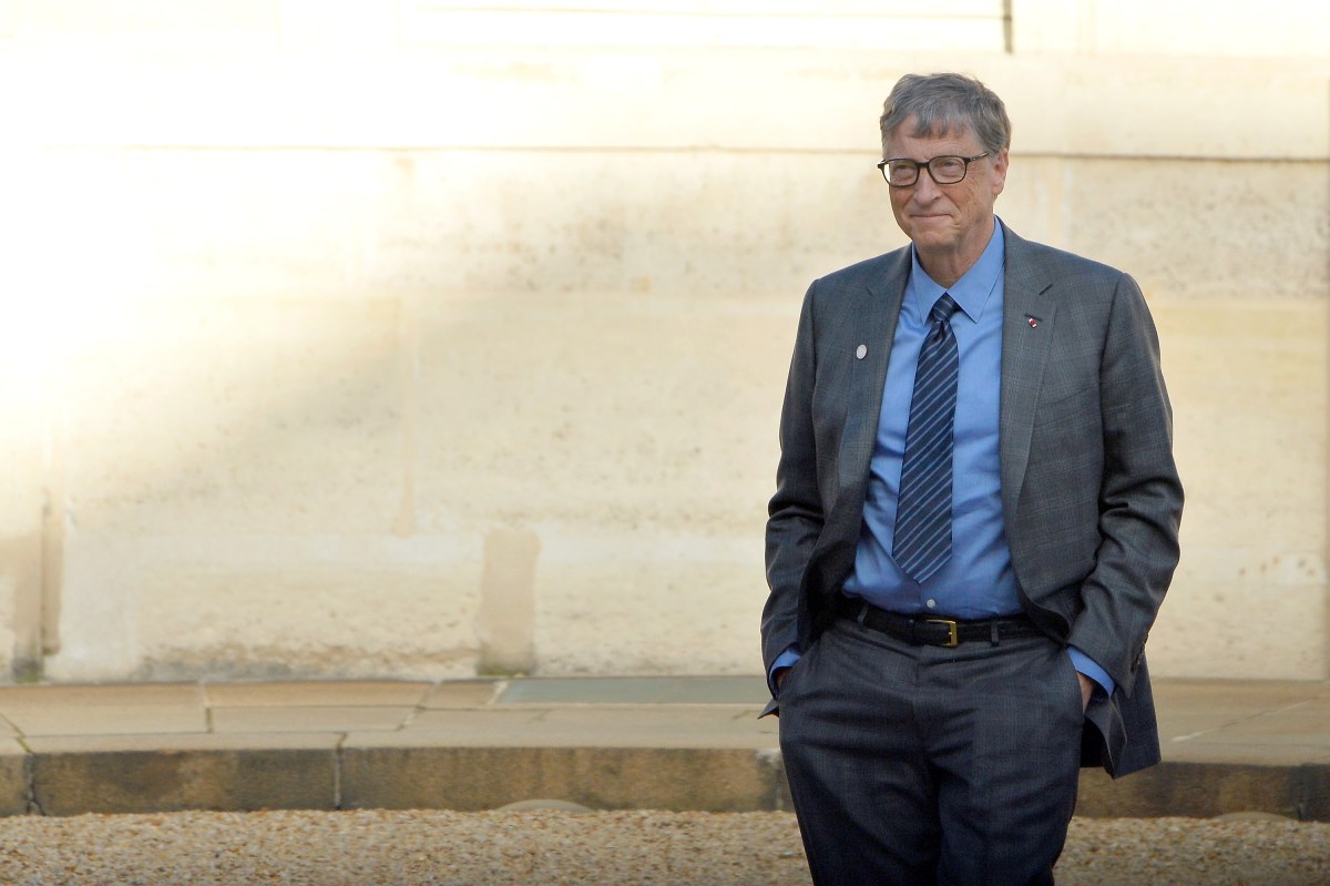 Bill Gates arrives for a meeting with French President Emmanuel Macron as he receives the One Planet Summit's international leaders at Elysee Palace on December 12, 2017 in Paris, France. Macron is hosting the One Planet climate summit, which gathers world leaders, philantropists and other committed private individuals to discuss climate change.  (Photo by Aurelien Meunier/Getty Images)