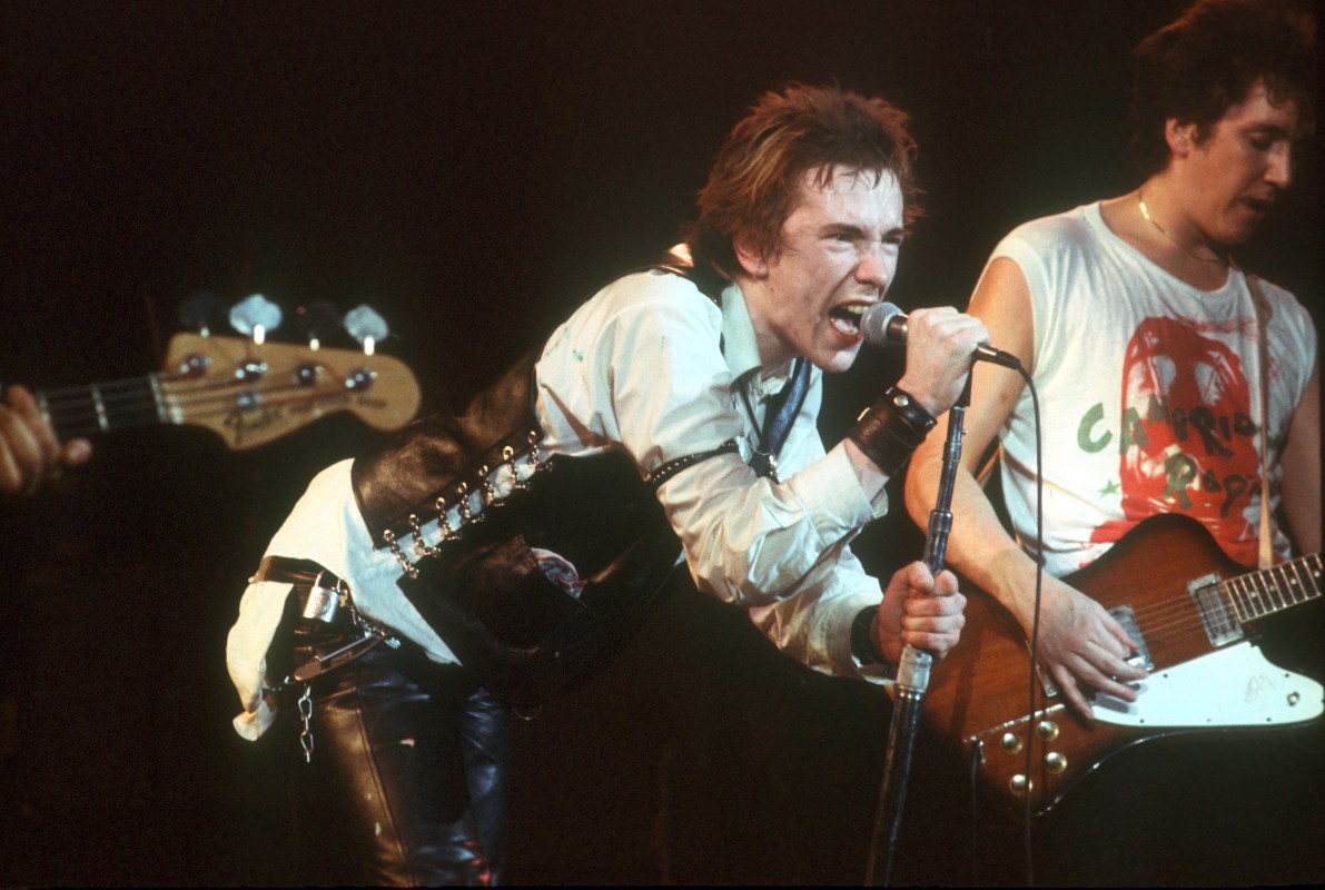 Singer Johnny Rotten and guitarist Steve Jones of the punk band 'The Sex Pistols' perform their last concert in Winterland on January 14, 1978 in San Francisco. (Michael Ochs Archives/Getty Images)