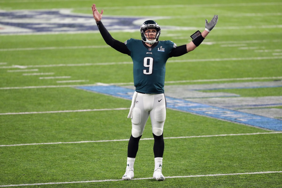 Nick Foles #9 of the Philadelphia Eagles celebrates his 11-yard touchdown pass to Zach Ertz #86 (not pictured) during the fourth quarter against the Philadelphia Eagles in Super Bowl LII at U.S. Bank Stadium on February 4, 2018 in Minneapolis, Minnesota.  (Photo by Streeter Lecka/Getty Images)