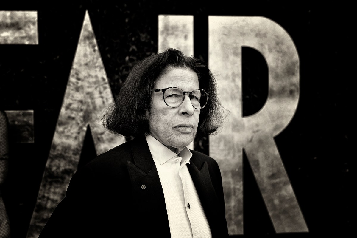 Fran Lebowitz arrives for the Vanity Fair Oscar Party.
 (Larry Busacca/VF13 / Contributor)  