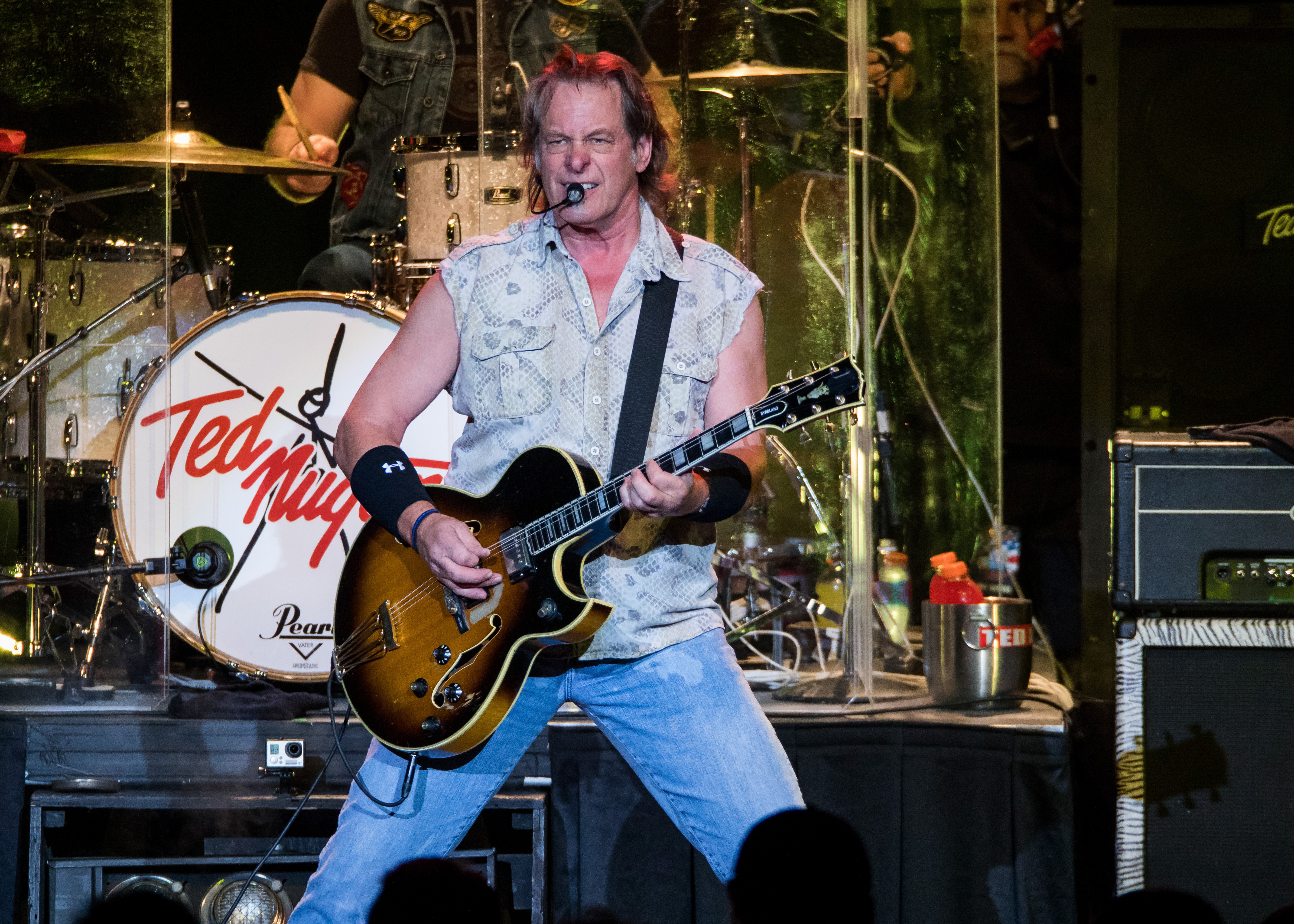 Ted Nugent performs in support of the Rockin America Again! Tour at Michigan Lottery Amphitheatre on August 25, 2017 in Sterling Heights, Michigan. (Scott Legato/Getty Images)