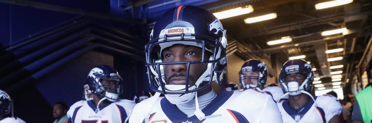 Aqib Talib #21 of the Denver Broncos and teammates make their way onto the field before the start of NFL game action against the Buffalo Bills at New Era Field. (Photo by Tom Szczerbowski/Getty Images)