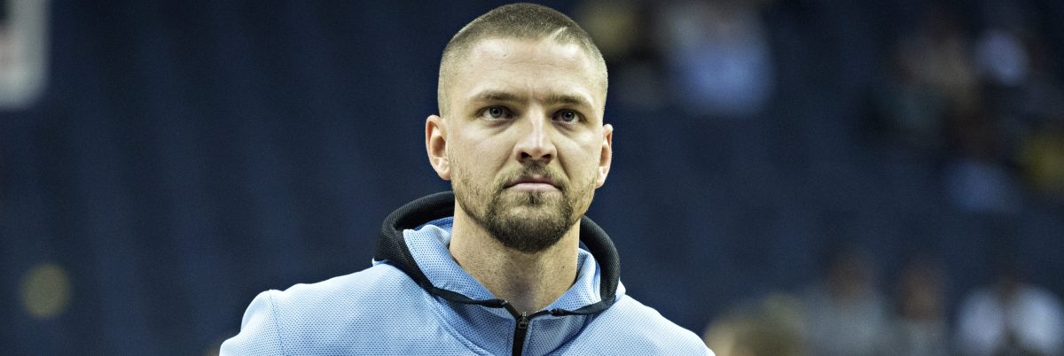 Chandler Parsons #25 of the Memphis Grizzlies warming up before a game against the Dallas Mavericks at the FedEx Forum on October 26, 2017. (Photo by Wesley Hitt/Getty Images)