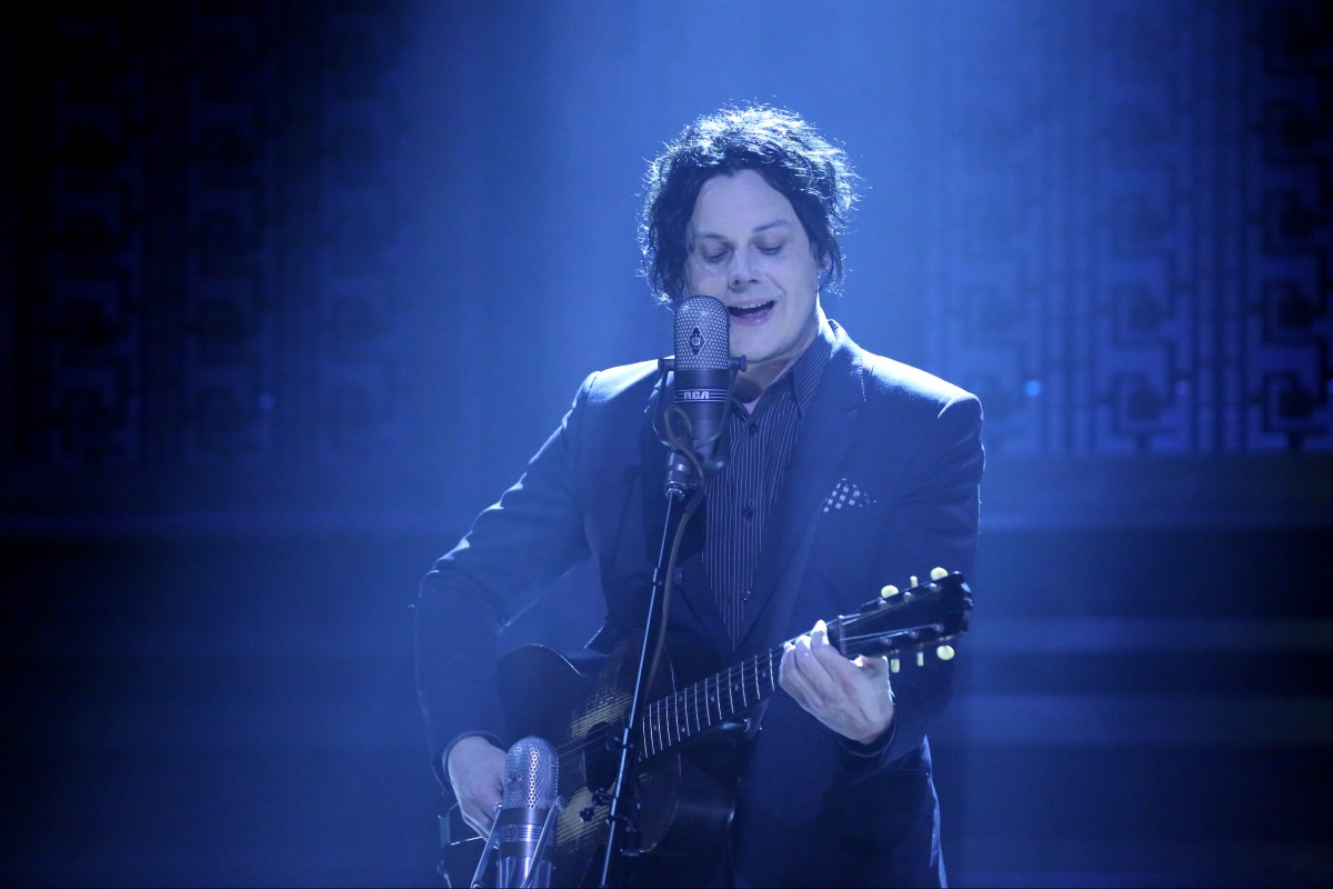 THE TONIGHT SHOW STARRING JIMMY FALLON -- Episode 0530 -- Pictured: Musical guest Jack White performs on September 9, 2016 -- (Photo by: Andrew Lipovsky/NBC/NBCU Photo Bank via Getty Images)