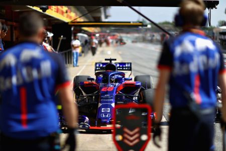 Brendon Hartley of New Zealand driving the (28) Scuderia Toro Rosso STR13 Honda stops in the Pitlane during practice for the Spanish Formula One Grand Prix at Circuit de Catalunya on May 11, 2018 in Montmelo, Spain.  (Photo by Dan Istitene/Getty Images)