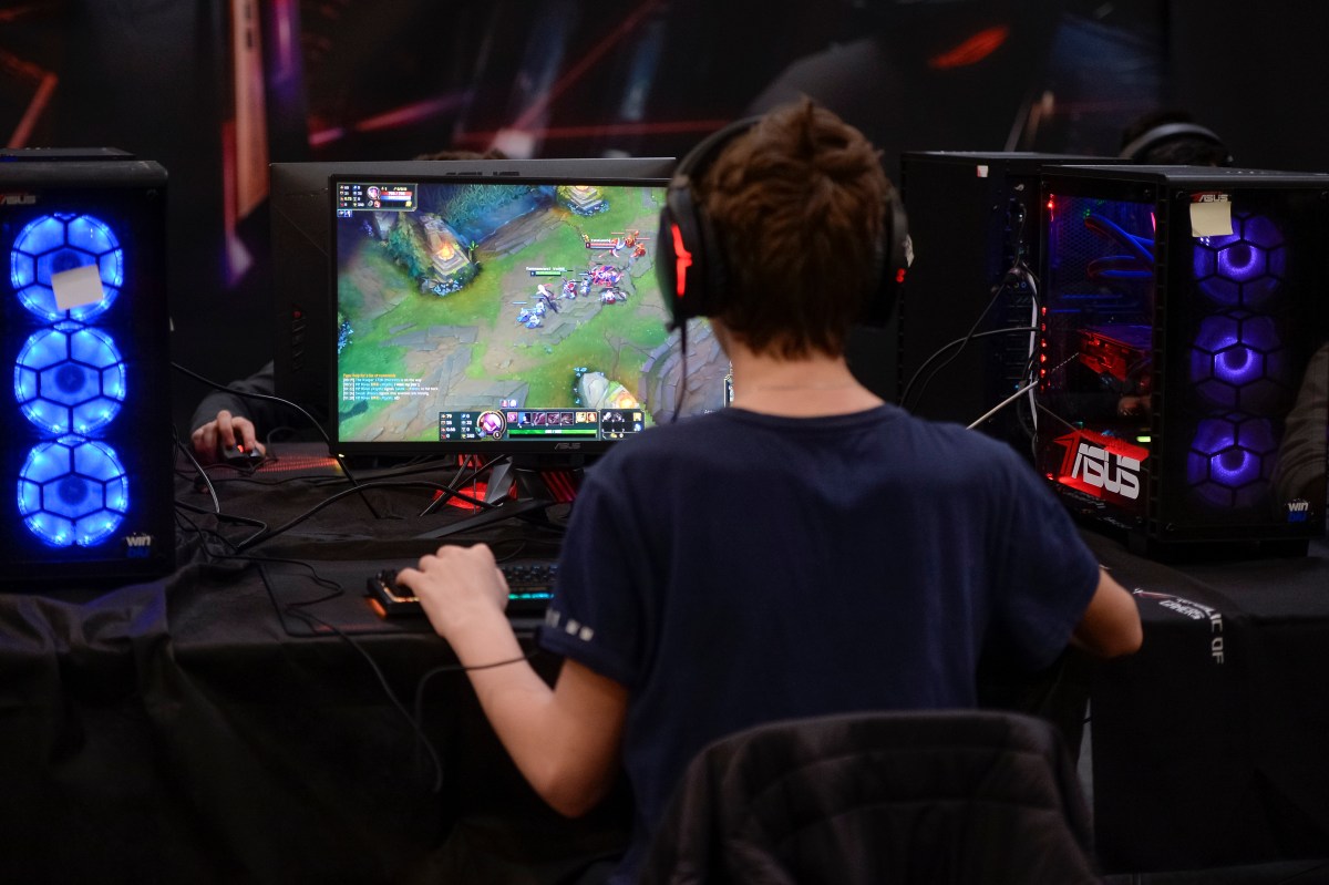 Gamer plays "League of Legends" video game during the Torino Comics' fair in Italy. (Nicolò Campo/LightRocket via Getty Images)