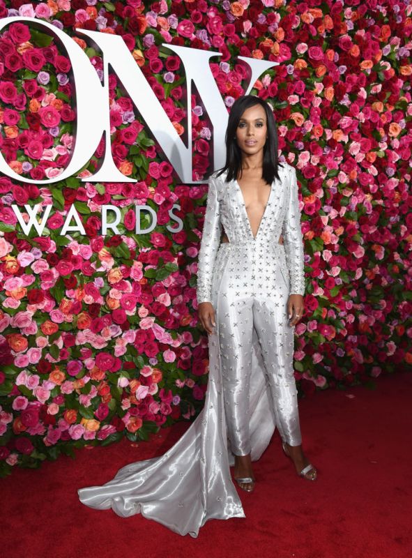 Kerry Washington attends the 72nd Annual Tony Awards at Radio City Music Hall on June 10, 2018 in New York City.  (Photo by Larry Busacca/Getty Images for Tony Awards Productions)
