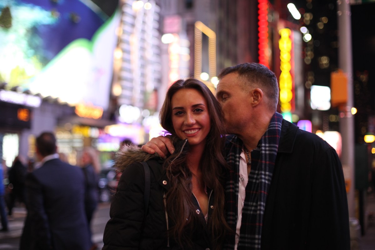 Alyssa and Oliver on their date in Times Square on November 16, 2016 in New York City.A model uses men to travel around the world - and doesnt pay for a thing. (Ruaridh Connellan / Barcroft / Barcroft Media via Getty Images)