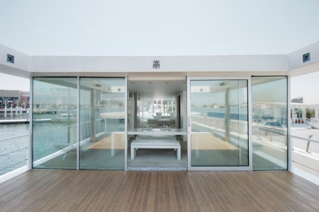 "O" De Squisito houseboat by X-Architects (Ake Lindman) 