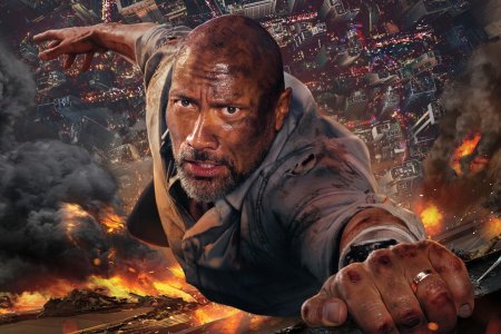 Dwayne Johnson in "Skyscraper" (Universal)