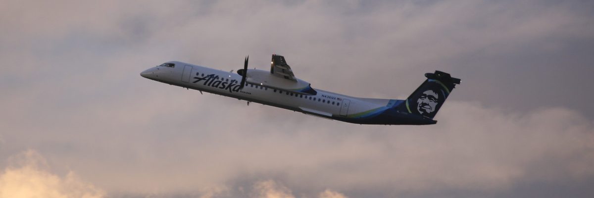 An Alaska Airlines Bombardier Dash 8 Q400 operated by Horizon Air takes off from at Seattle-Tacoma International Airport International Airport one day after Horizon Air ground crew member Richard Russell took a similar plane from the airport in Seattle, Washington on August 11, 2018.  (Photo by Jason Redmond / AFP)   