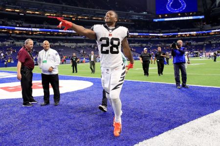 INDIANAPOLIS, IN - SEPTEMBER 09: Joe Mixon #28 of the Cincinnati Bengals at the end of the game against the Indianapolis Colts at Lucas Oil Stadium on September 9, 2018 in Indianapolis, Indiana. (Photo by Andy Lyons/Getty Images)