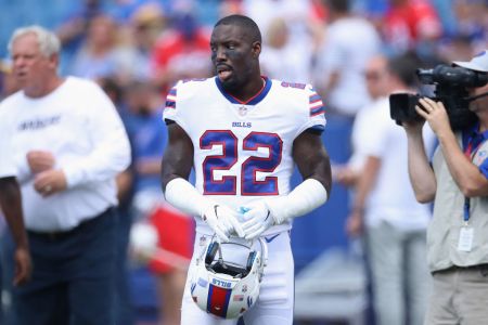 BUFFALO, NY - SEPTEMBER 16: Vontae Davis #22 of the Buffalo Bills during pre-game warmups prior to the start of NFL game action against the Los Angeles Chargers at New Era Field on September 16, 2018 in Buffalo, New York. (Photo by Tom Szczerbowski/Getty Images)