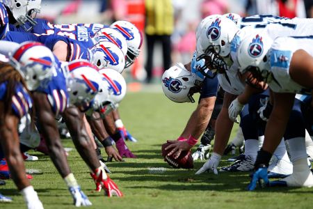 NASHVILLE, TN - OCTOBER 11: The Tennessee Titans face off at the line of scrimmage against the Buffalo Bills during a game at Nissan Stadium on October 11, 2015 in Nashville, Tennessee. (Photo by Joe Robbins/Getty Images)