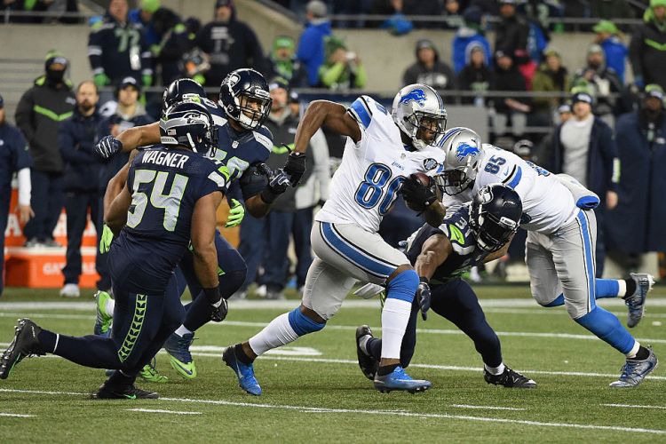 SEATTLE, WA - JANUARY 07:  Anquan Boldin #80 of the Detroit Lions runs with the ball during the first half against the Seattle Seahawks in the NFC Wild Card game at CenturyLink Field on January 7, 2017 in Seattle, Washington.  (Photo by Steve Dykes/Getty Images)